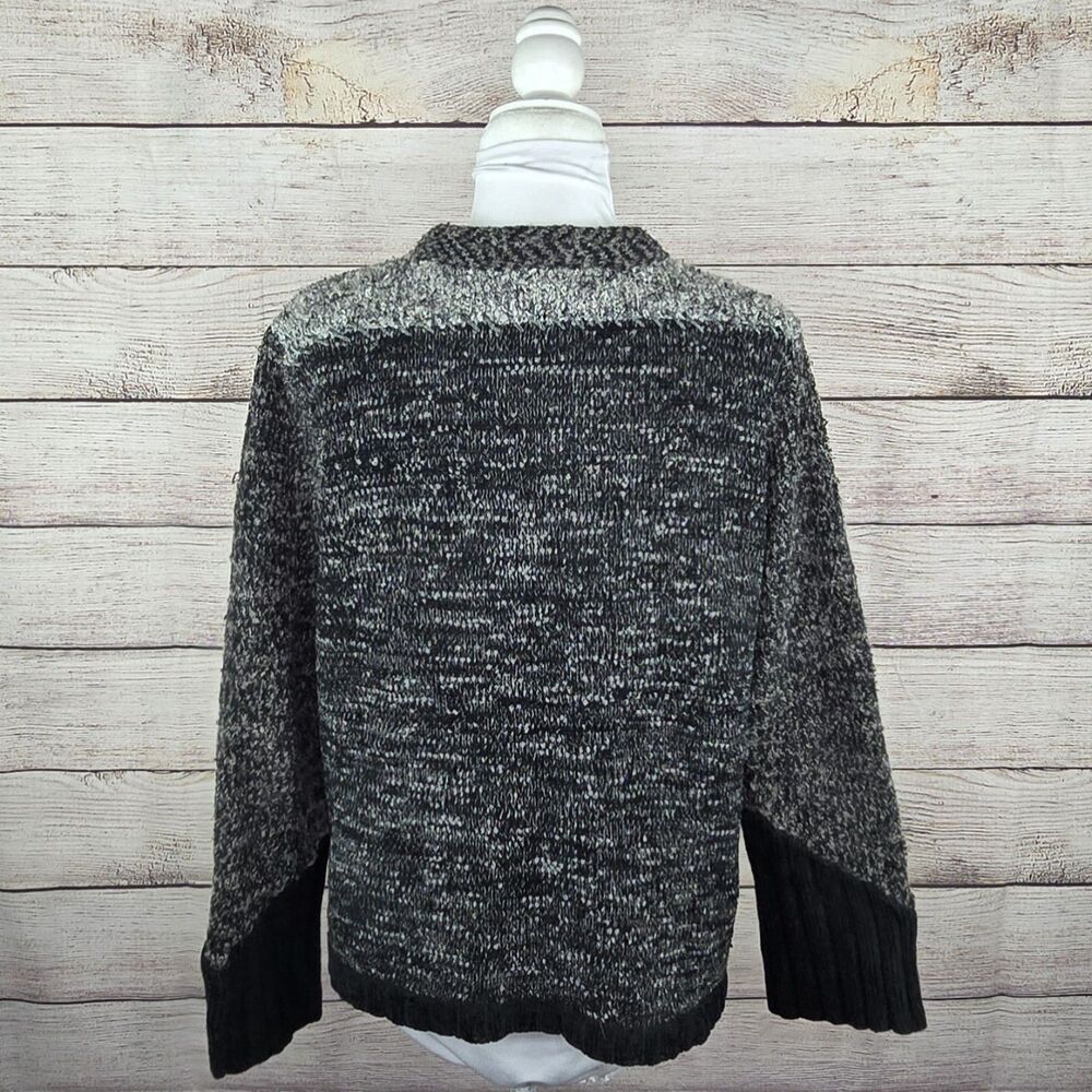Orvis Gray Black Knit Abstract Patchwork Button U… - image 4